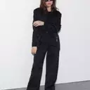 Aubrey Plaza Redefines Fashion Week Footwear with Hoka Sneakers