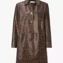 Mastering Transitional Outerwear: Essential Styles for Shifting Seasons