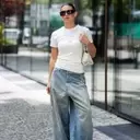 The Enduring Appeal of Baggy Jeans: A Style Guide