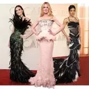 The Resurgence of Feathers in High Fashion: From Red Carpet Glamour to Runway Statements