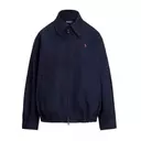 The Versatility of Windbreakers: Styling Tips for Every Occasion