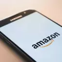 Wolfe Research Elevates Amazon to Top Internet Sector Pick Amidst AWS Growth and Innovative Delivery Services