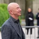 Bezos Vows Lunar Return After Rocket Mishap, Backed by NASA