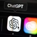 ChatGPT's rapid rise and Anthropic's challenge in the AI market