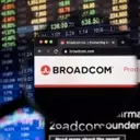 Broadcom Stock Drops After AI Guidance; Goldman Sachs Reaffirms Buy Rating with Increased Target
