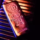 Gold Prices Drop Amid Middle East Tensions