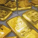 Geopolitical Calm and Shifting Monetary Policies Propel Gold Prices Upward