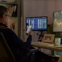 Mid Cap Index Fund Outperforms S&P 500 in Q1 2026 Driven by Energy Sector Surge