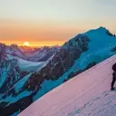 L'ascension légendaire de la Tour de Trango en 1976 : triomphe sur la « fissure mortelle »