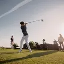 Maîtriser le Driver au Golf : Techniques et Choix d'Équipement pour Joueurs Confirmés