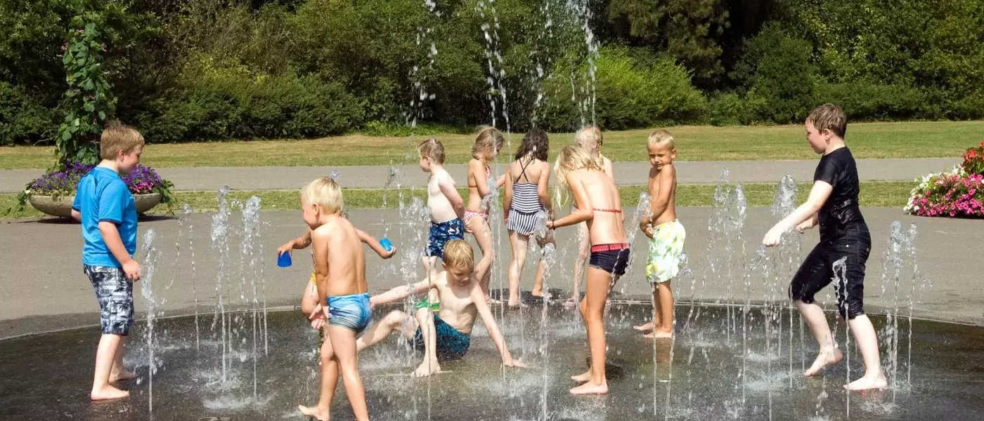 Dutch Children Top Global Well-being Rankings Amidst Notable Exceptions