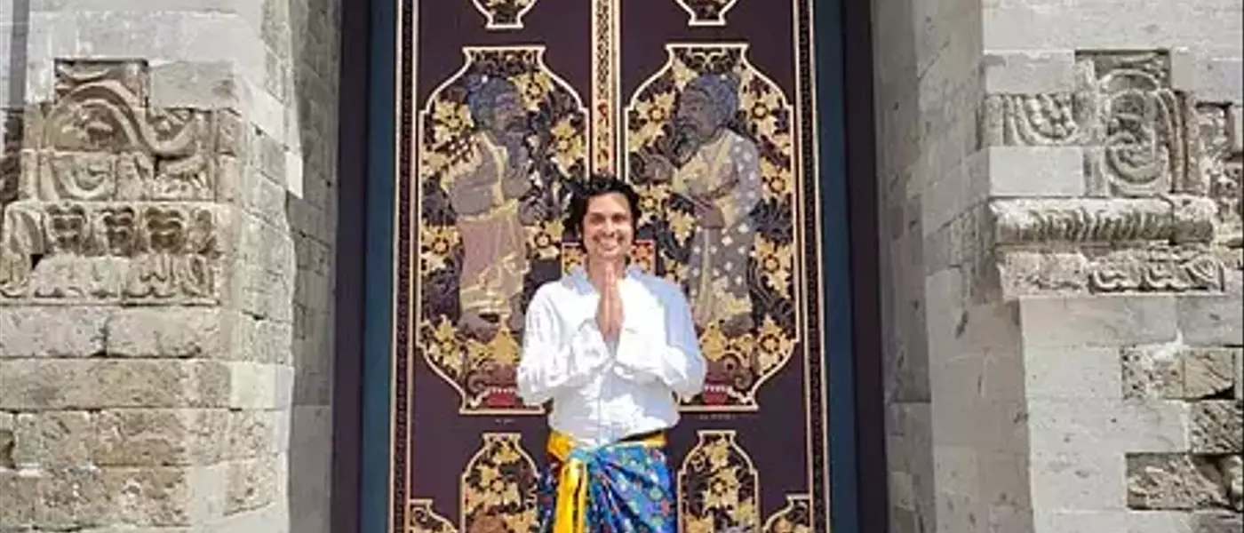 From Addiction to Advocacy: Dr. Alok Kanojia's Journey to Healing Through Mindfulness