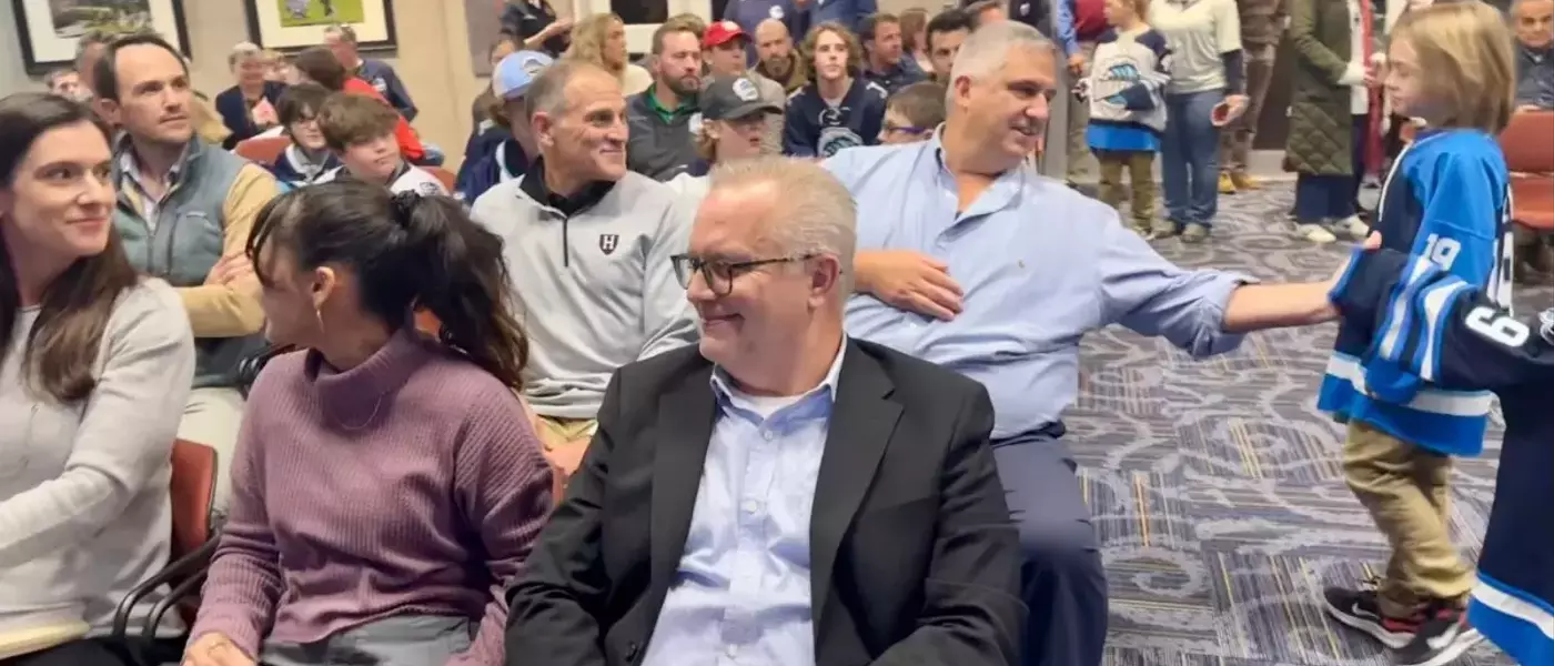 Larry Robbins' $41.5 Million Pledge Aims to Rescue Palm Beach Gardens Ice Complex Project