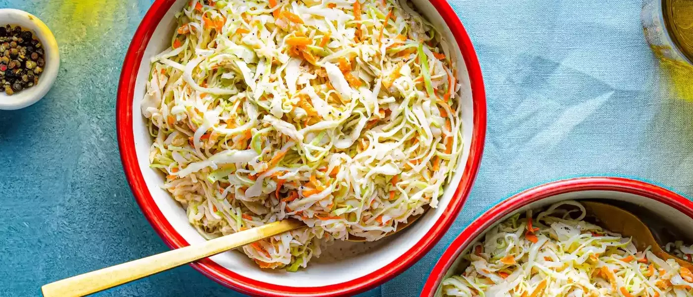 Elevating Coleslaw: A Tangy Apple and Creamy Dressing Reinvention