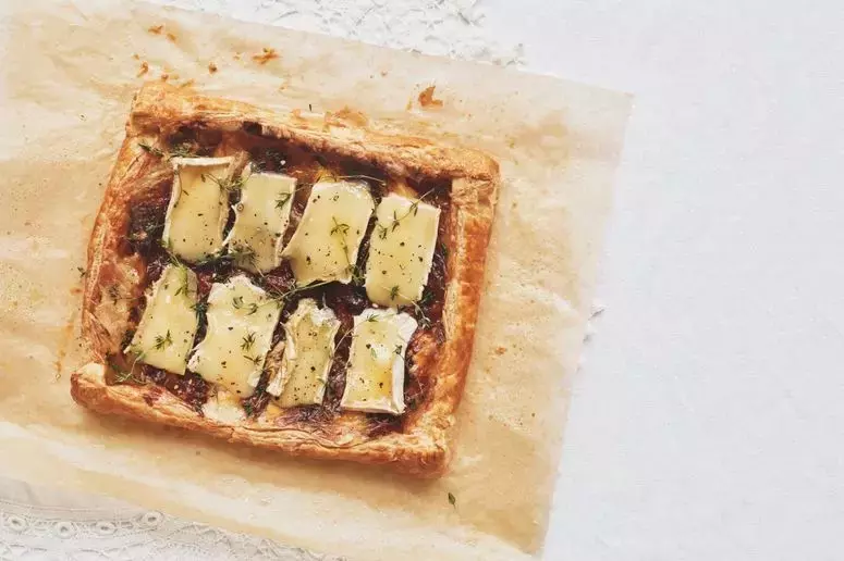 Effortless Brie Galette: The Ultimate Party Appetizer
