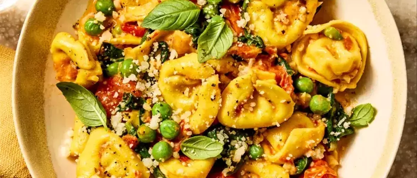 Nourishing One-Pan Dinners for Optimal Aging: A Weekly Meal Plan