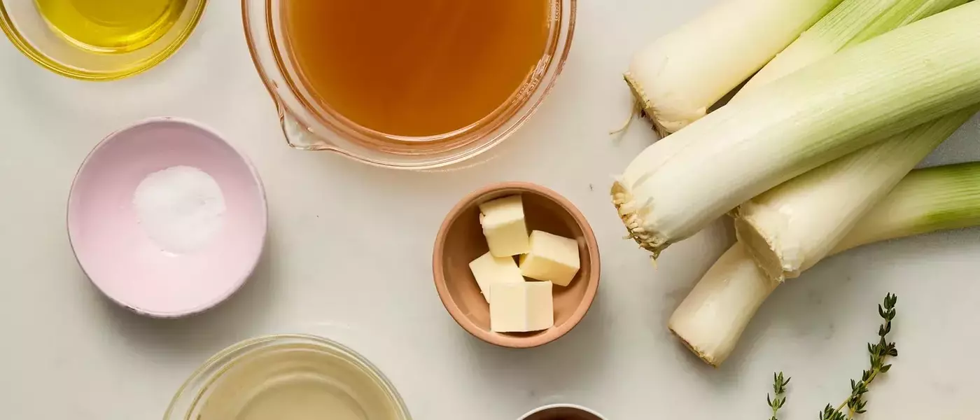 Braised Leeks with Garlic and Thyme