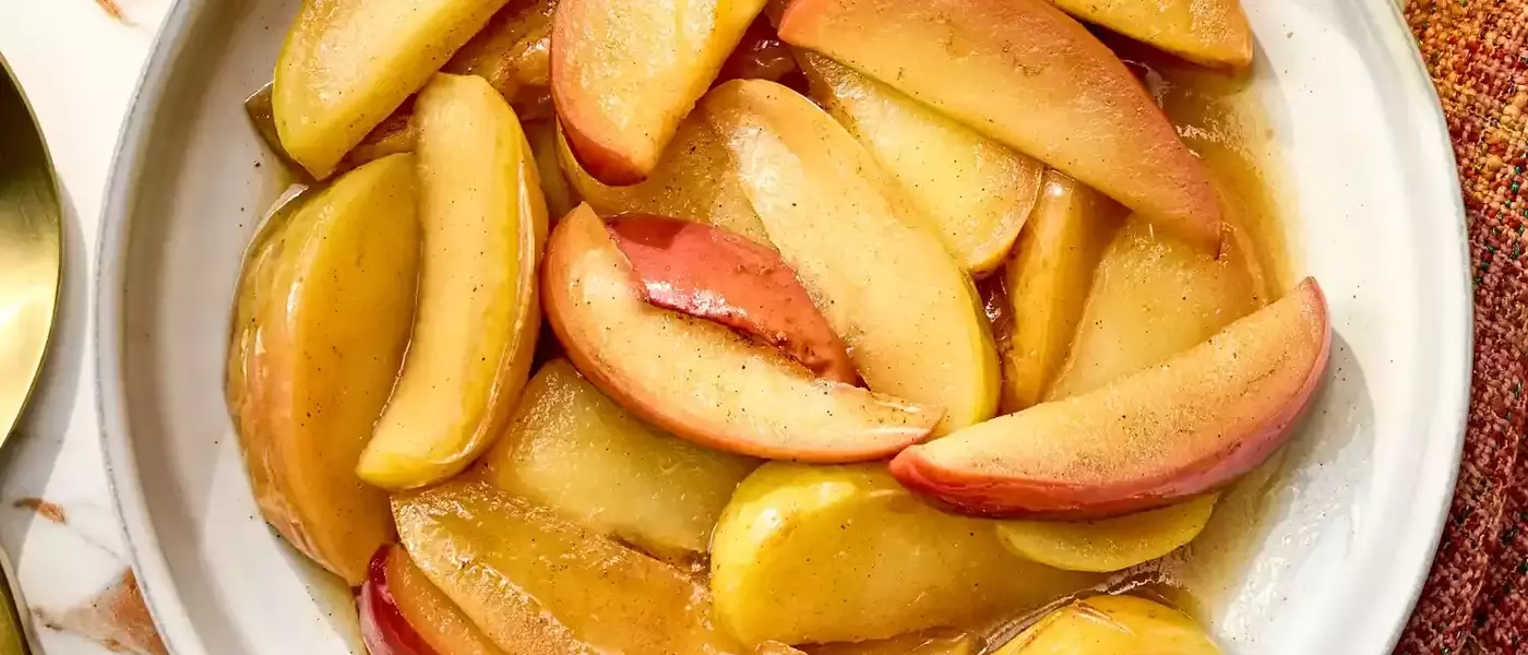 Delectable Cinnamon-Kissed Butter-Infused Apples