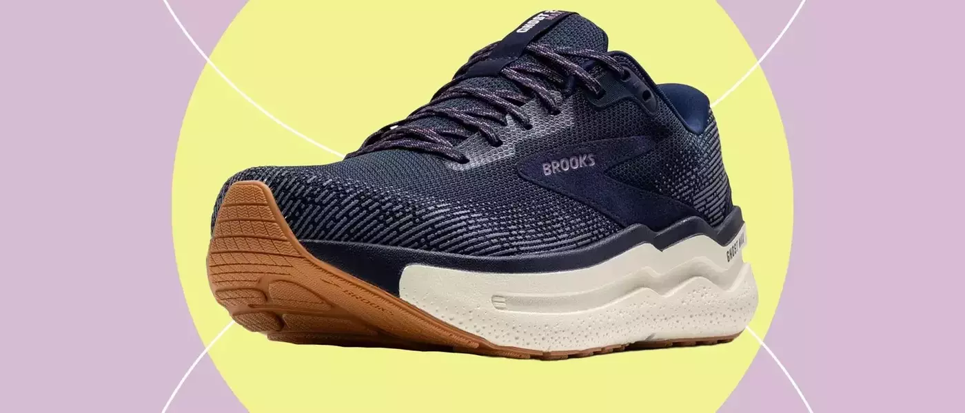Brooks Ghost Max 2: The Ultimate Cushioning Sneaker for Pain-Free Movement
