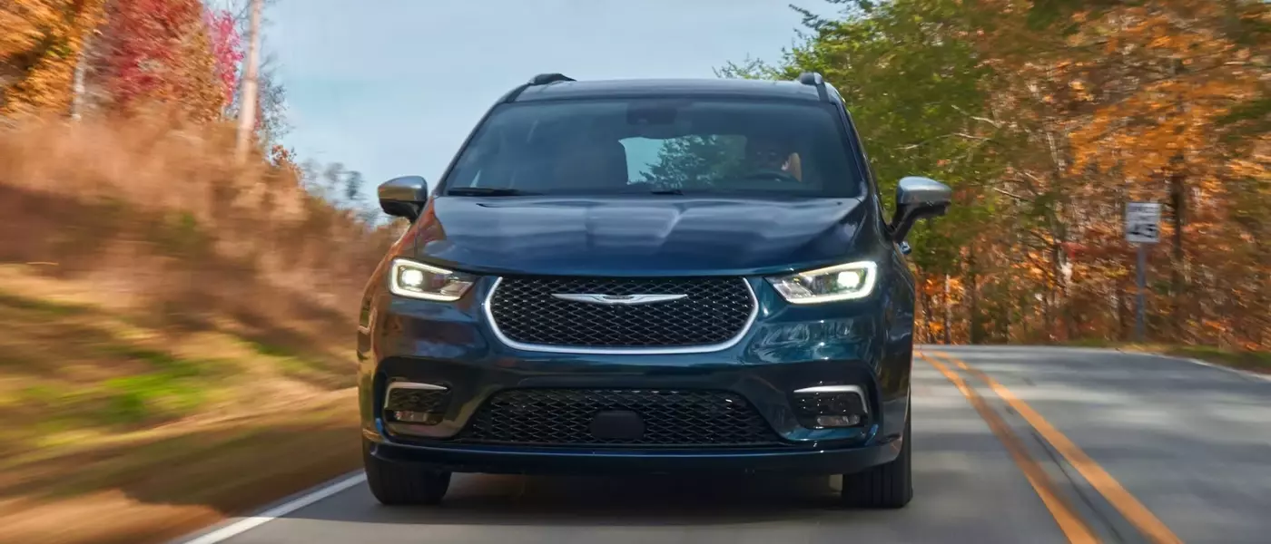 2026 Chrysler Pacifica Lease Deals: A Smart Choice Over SUVs