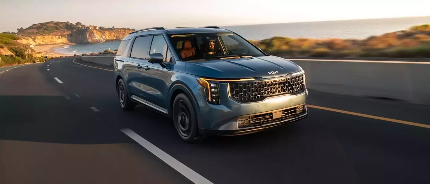 Kia's Surprising Sales Surge: Sedans and Minivans Outperform SUVs in 2025