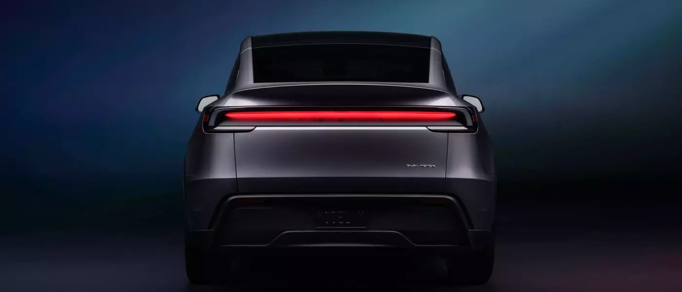 The Enigma of Modern Taillight Designs: Are LED Light Bars Causing Confusion?