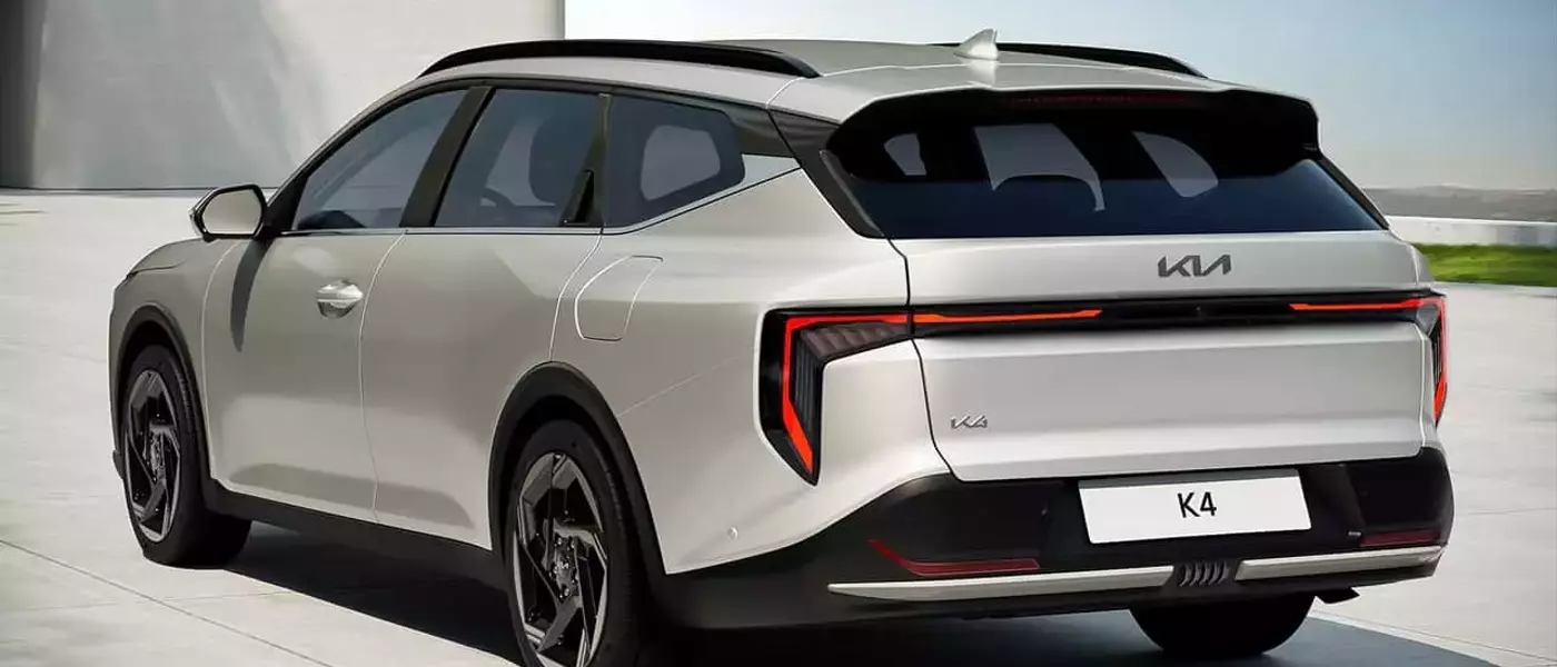 Kia Introduces Manual-Shift Wagon in Europe, Expanding K4 Lineup