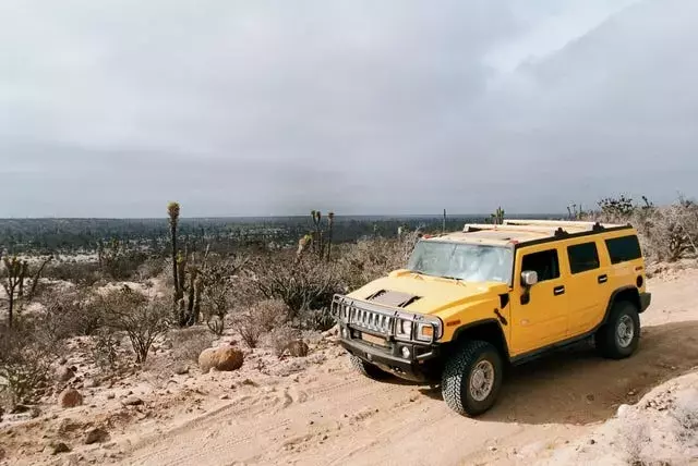 2003 Hummer H2: A Comprehensive Off-Road Review