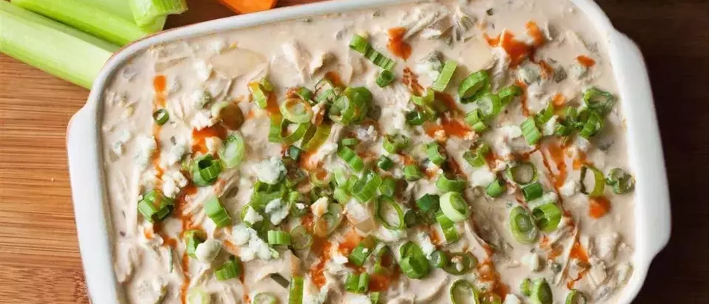 Effortless Buffalo Chicken Dip: A Game Day Essential