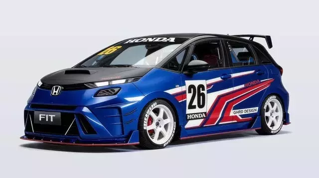 Honda Unveils Aggressive Fit Race Car for Chinese Market