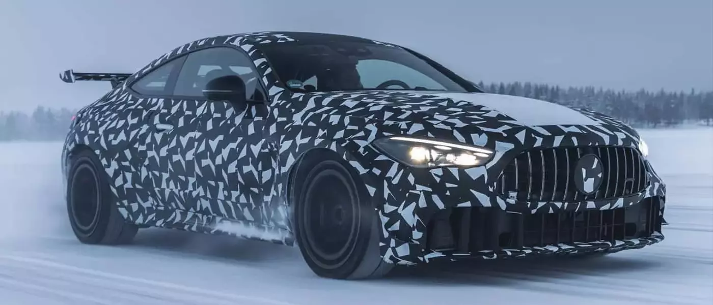 Mercedes-AMG Previews Extreme V8 CLE Coupe