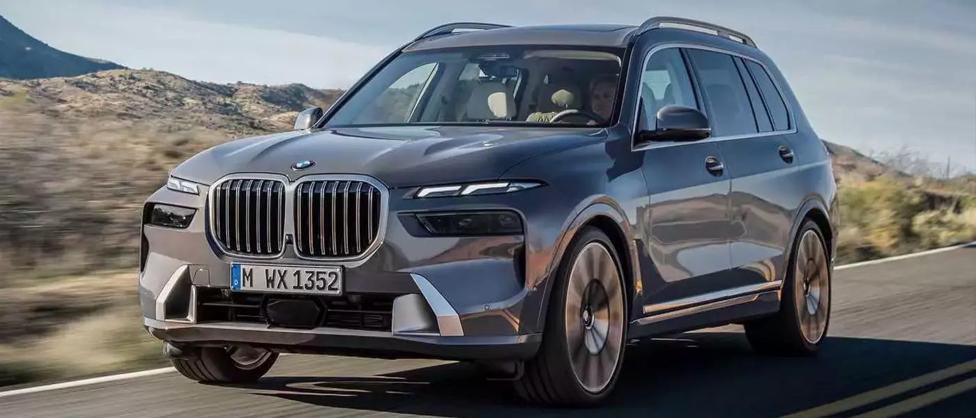 BMW Dealers Advocate for Larger SUV to Rival American Competitors
