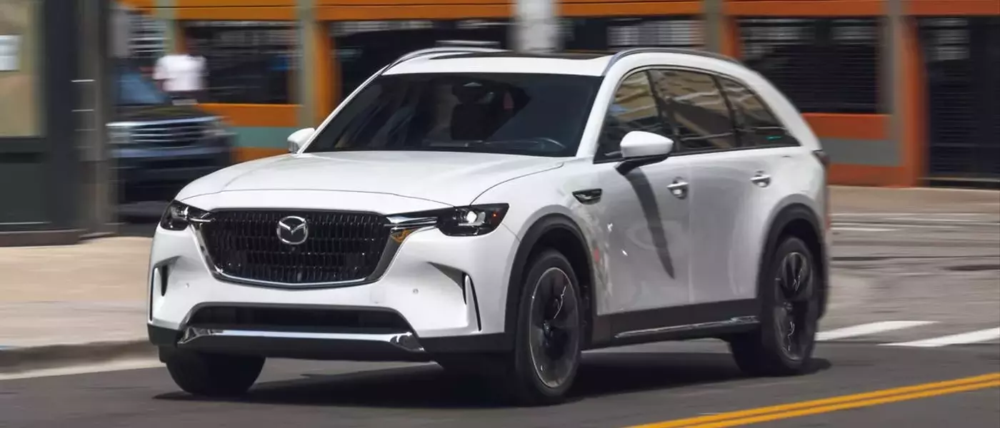 2027 Mazda CX-90 Hybrid: A Detailed Review of Performance, Features, and Value