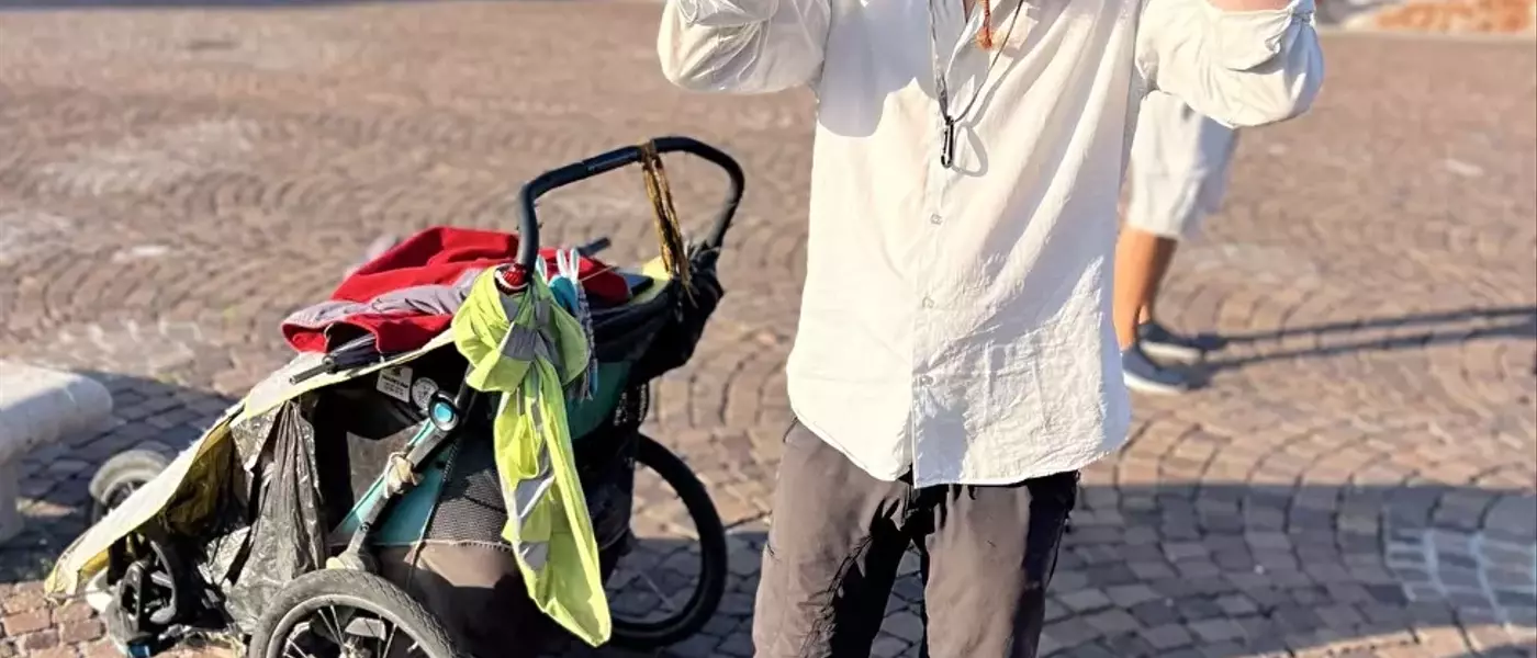 Le retour triomphal de Nicolò Guarrera : cinq ans de marche autour du monde