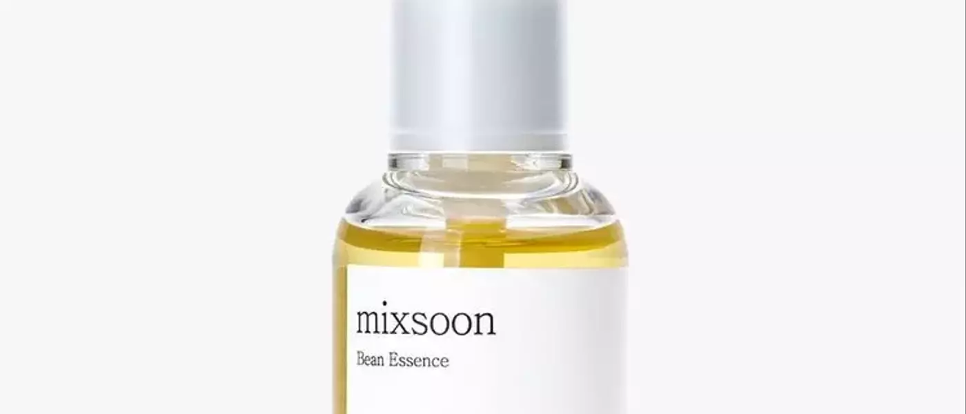 Essential Facial Elixirs for Lasting Hydration