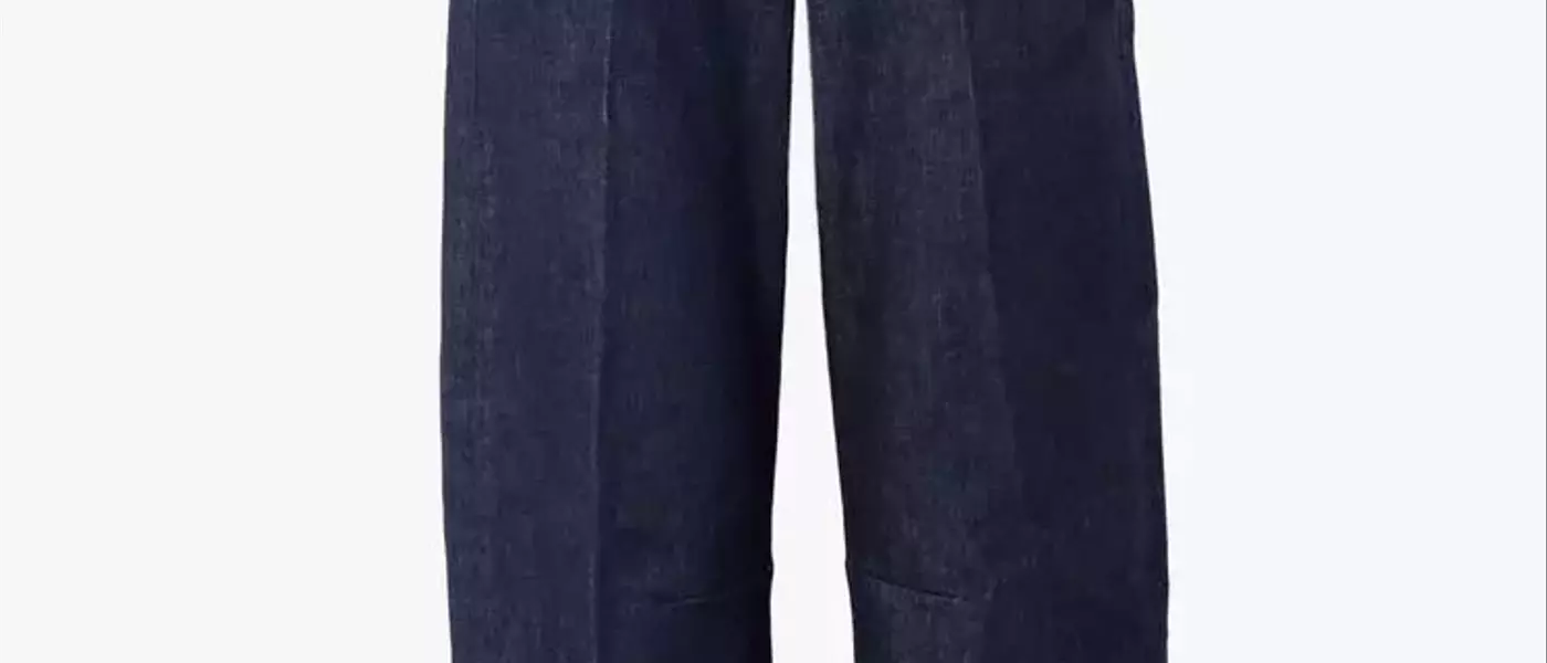 The Evolution of Denim: Embracing Tailored Styles for a Sophisticated Look