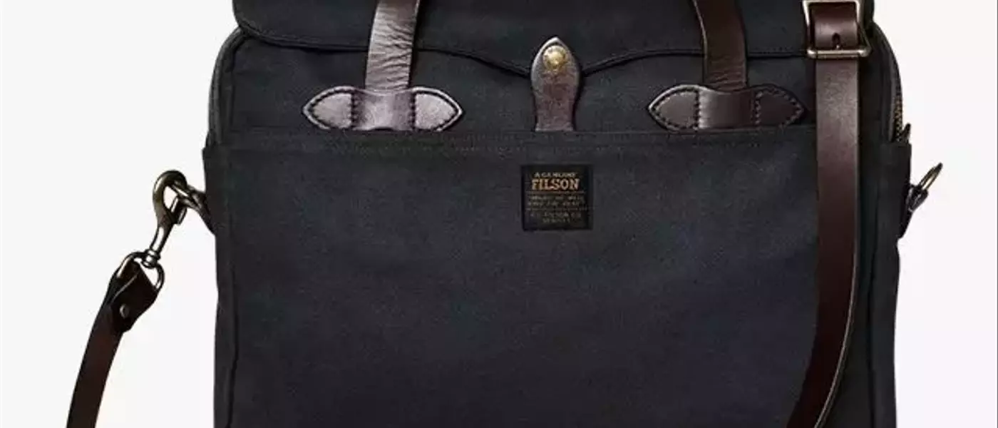 The Best Messenger Bags for Men: Style Meets Functionality