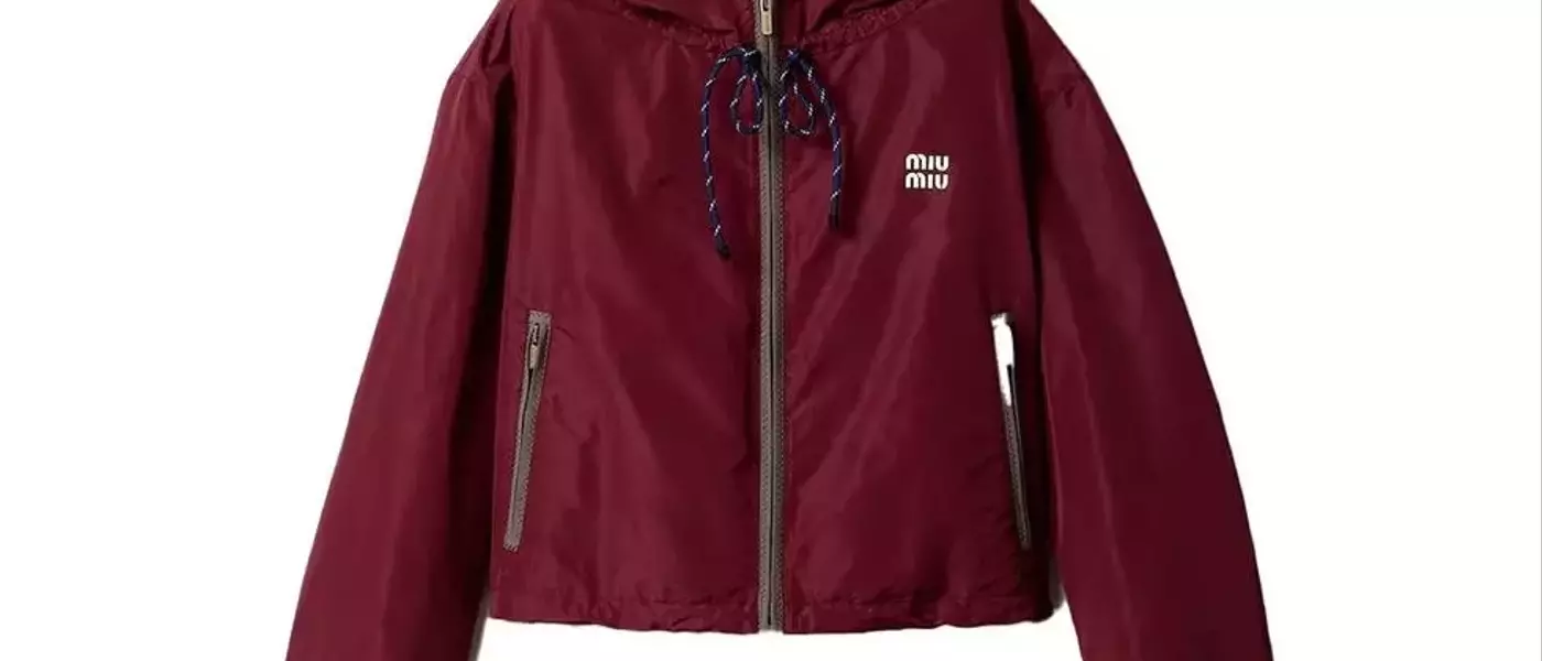 The Enduring Appeal of Drawstring Jackets: A Spring Style Guide