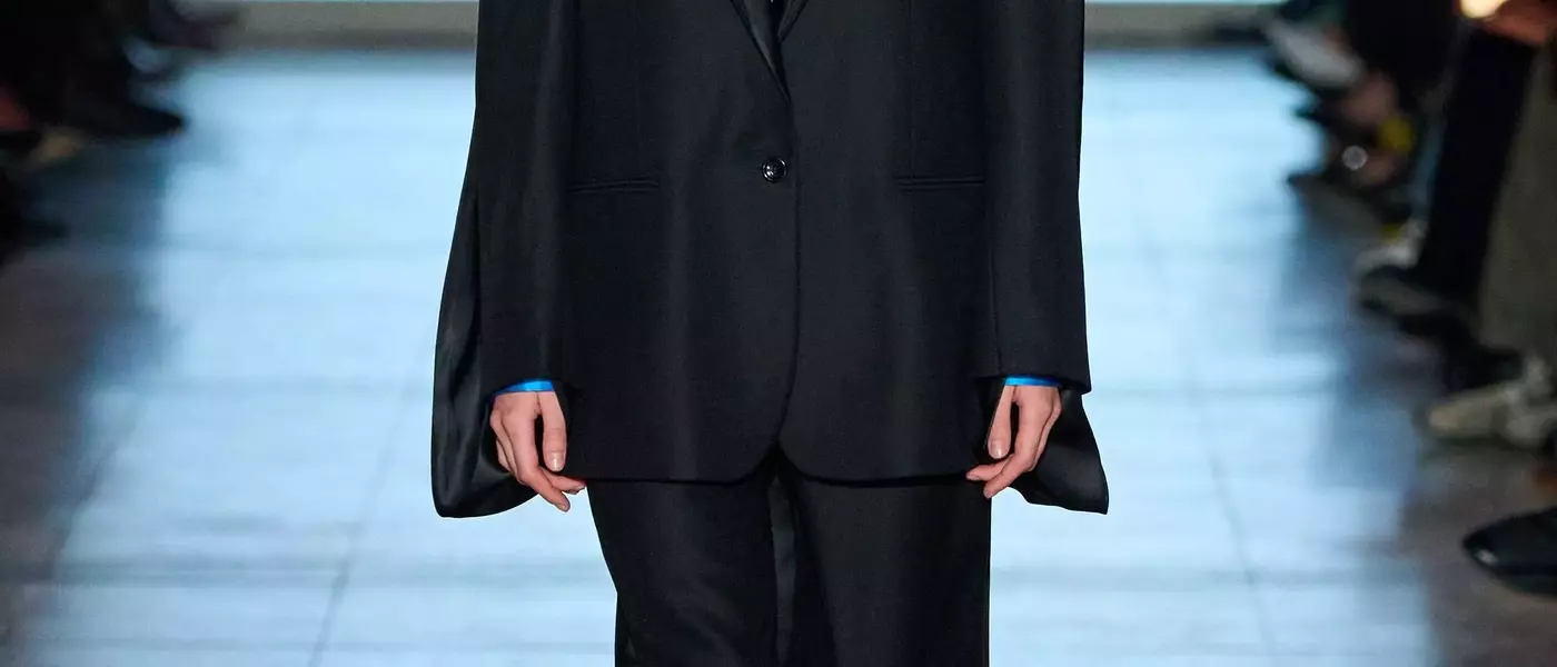 Julie Kegels' Fall 2026 Collection: A Study in Aura and Perception