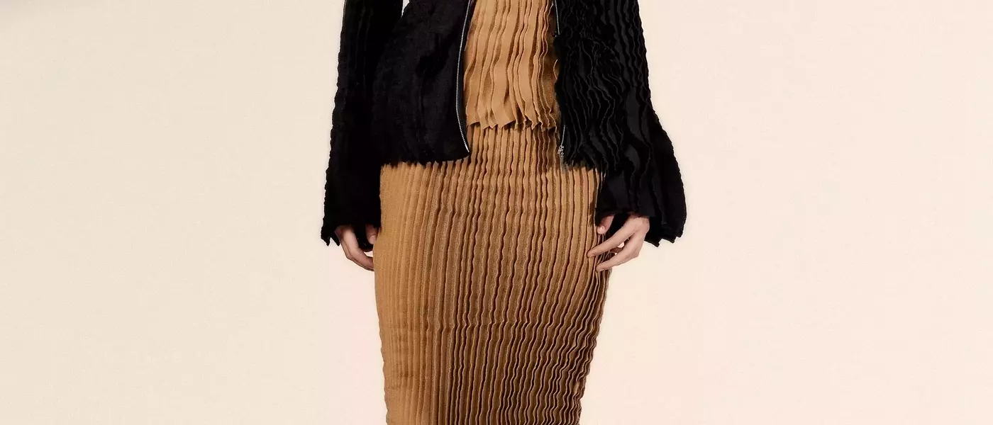 ArdAzAei's Ready-to-Wear Unveiling: A Fusion of Couture and Innovation