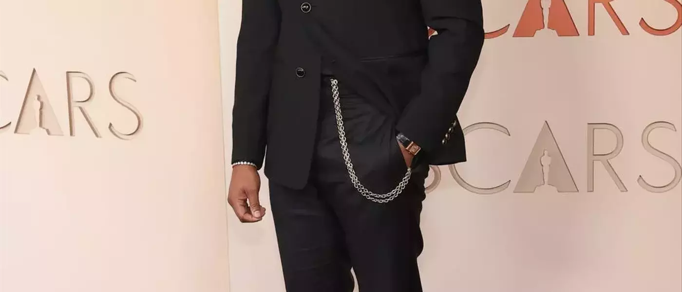 The Evolution of Formalwear: Redefining Style for Men and Women on the Red Carpet