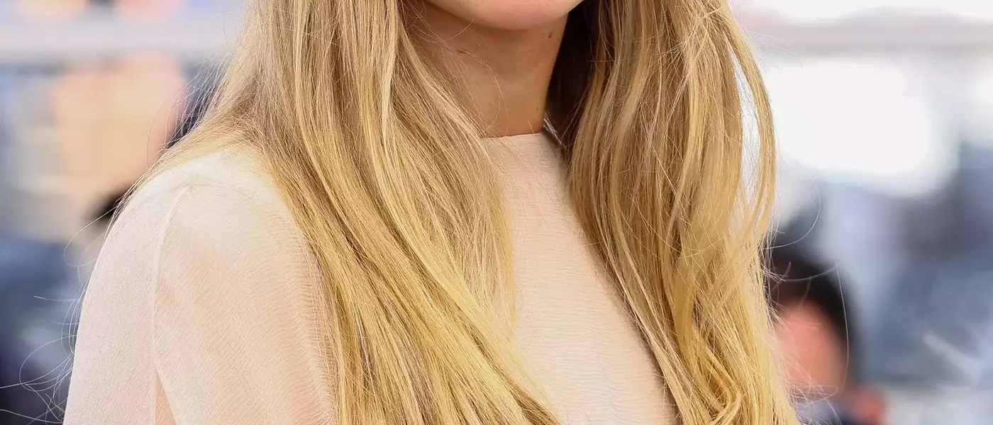 The Rise of "U Bangs": A Celebrity-Loved Hair Trend