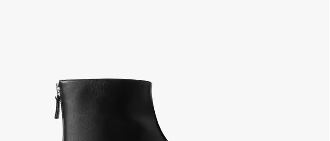 Flat Boots: The Ultimate Spring Footwear Trend