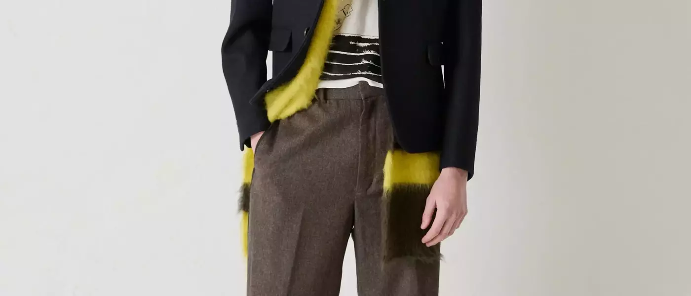 Carlota Barrera's Fall 2026 "Shuffle Play" Collection: The Enduring Narrative of Garments