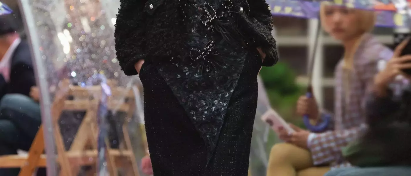 Shuting Qiu's Fall 2026 Collection: A Blend of Memories and Global Textiles