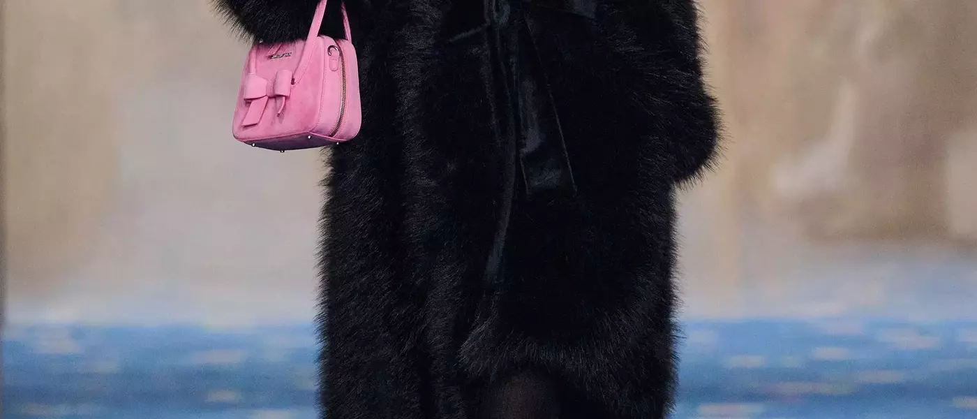 Shushu/Tong's Autumn 2026 Collection: A Tribute to the 'Invented Self' at Shanghai Fashion Week