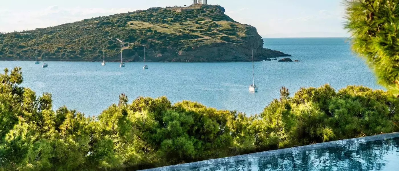 Greek Getaway: A Dual Escape to Ancient Sites and Modern Comforts
