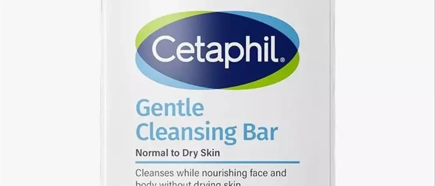 Bar Soap vs. Body Wash: A Comprehensive Guide to Choosing Your Ideal Cleanser