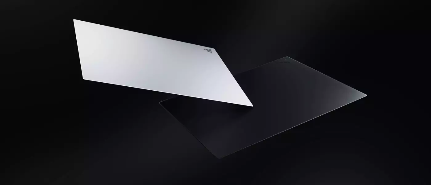 Razer Unveils the World's Thinnest Glass Mouse Pad