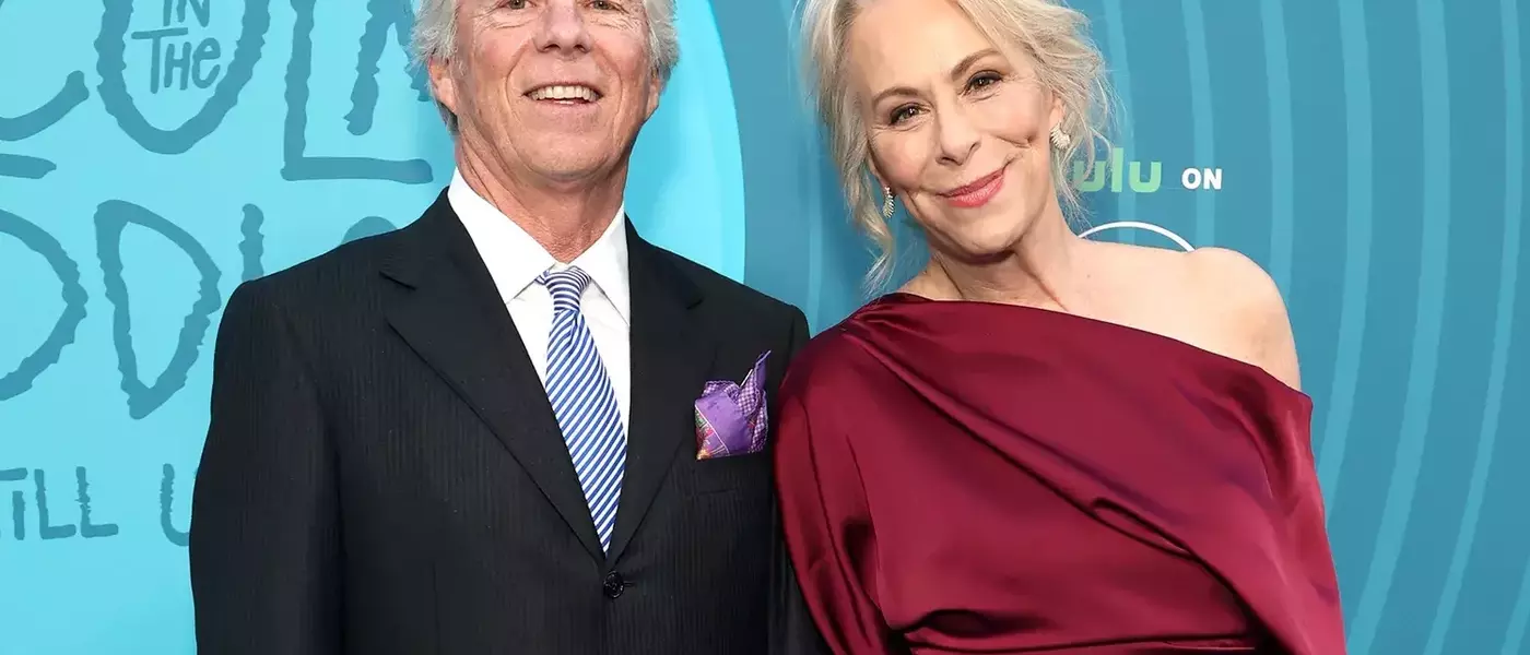 Actress Jane Kaczmarek Finds Love Again with High School Sweetheart